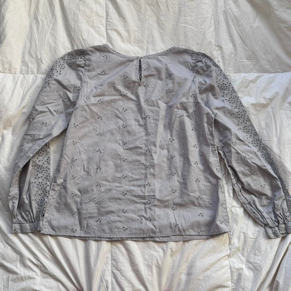 gap Gray embroidered eyelet blouse sz m scalloped shift cottage prairie romantic - Picture 6 of 8